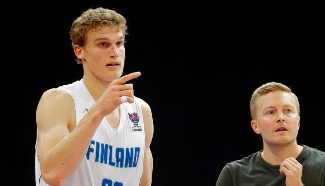 九游体育官网登录-被交易刺激的马尔卡宁！火爆砍分 爵士才是赢家？